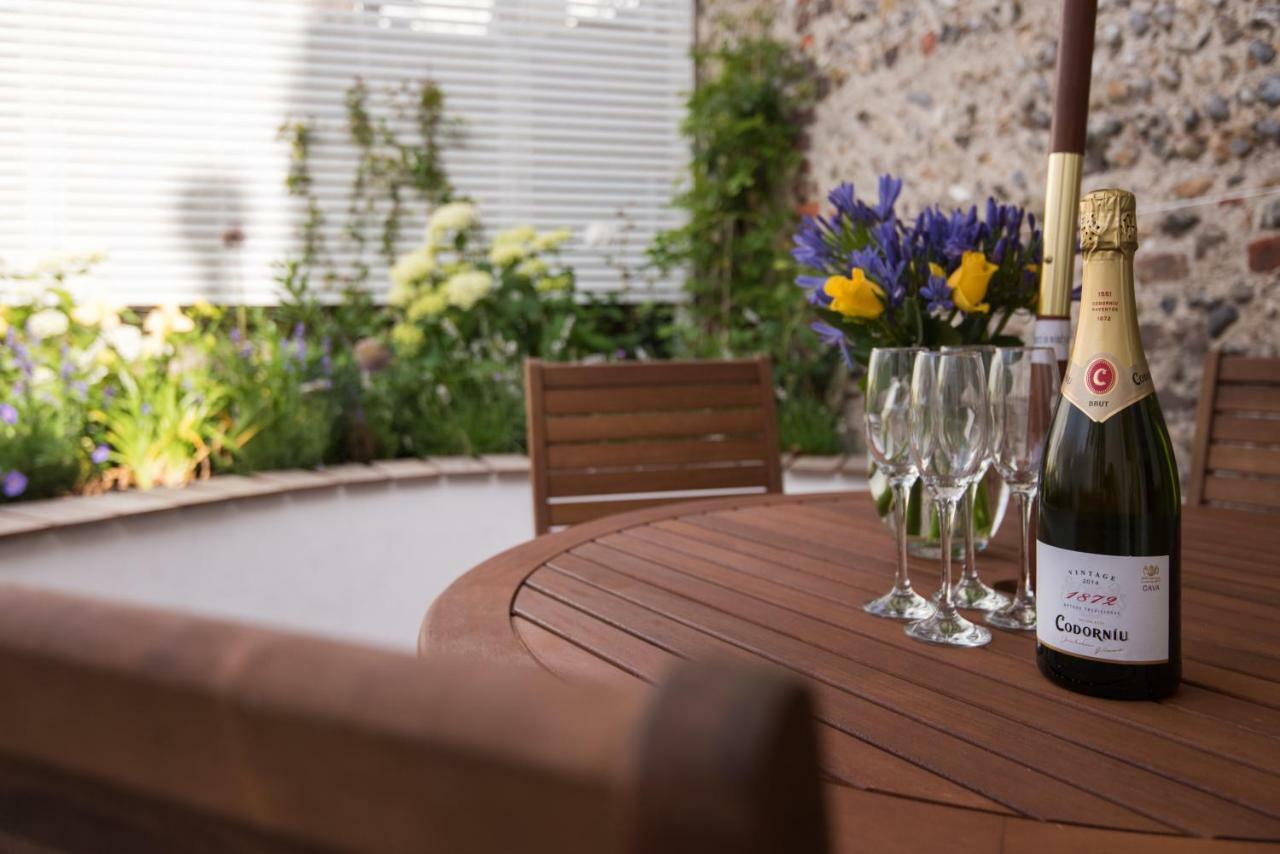 Sea Breeze Cottage With Parking By Myholidaylet Brighton Eksteriør bilde